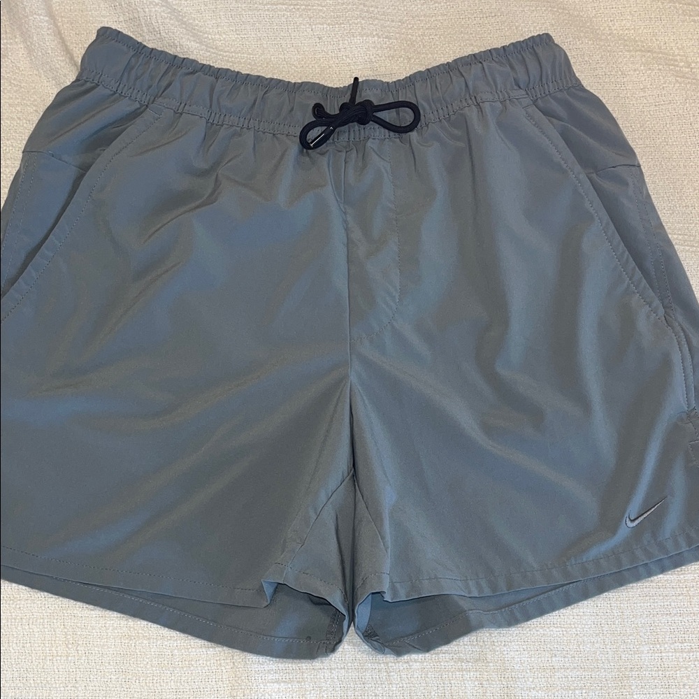 Nike Gray Elastic-Waist Athletic Shorts